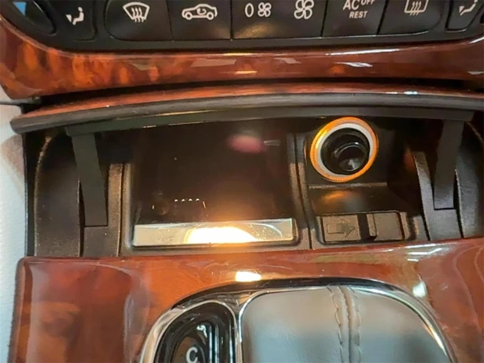 2004 Mercedes-Benz C209/A209 CLK-Class - Image 26 of 31