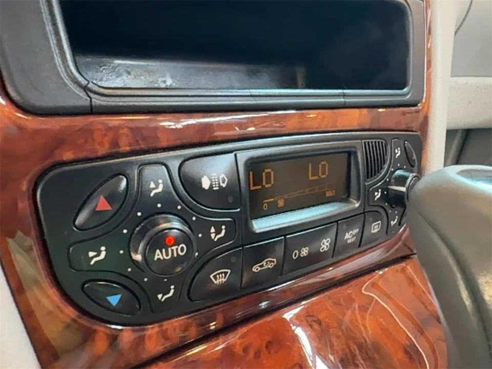 2004 Mercedes-Benz C209/A209 CLK-Class - Image 20 of 31