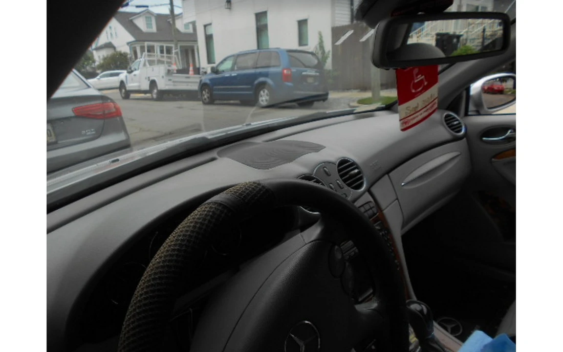 2004 Mercedes-Benz C209/A209 CLK-Class - Image 16 of 21