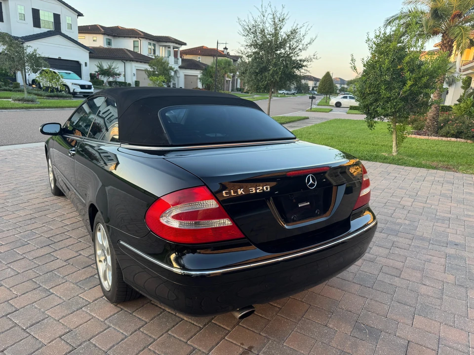 2004 Mercedes-Benz C209/A209 CLK-Class - Image 8 of 31