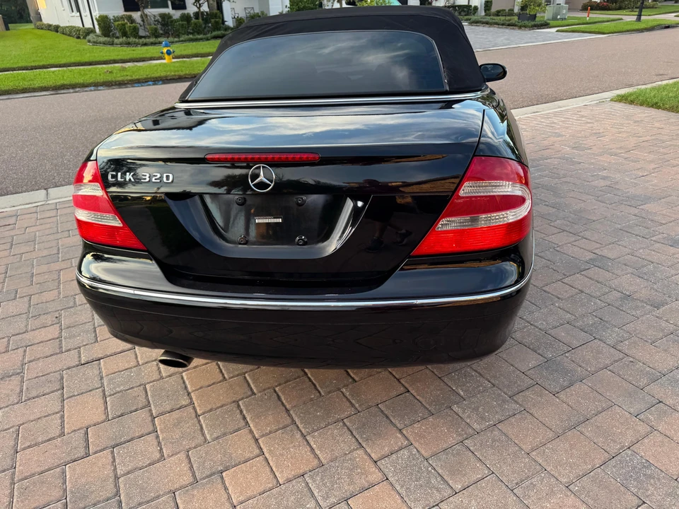 2004 Mercedes-Benz C209/A209 CLK-Class - Image 9 of 31