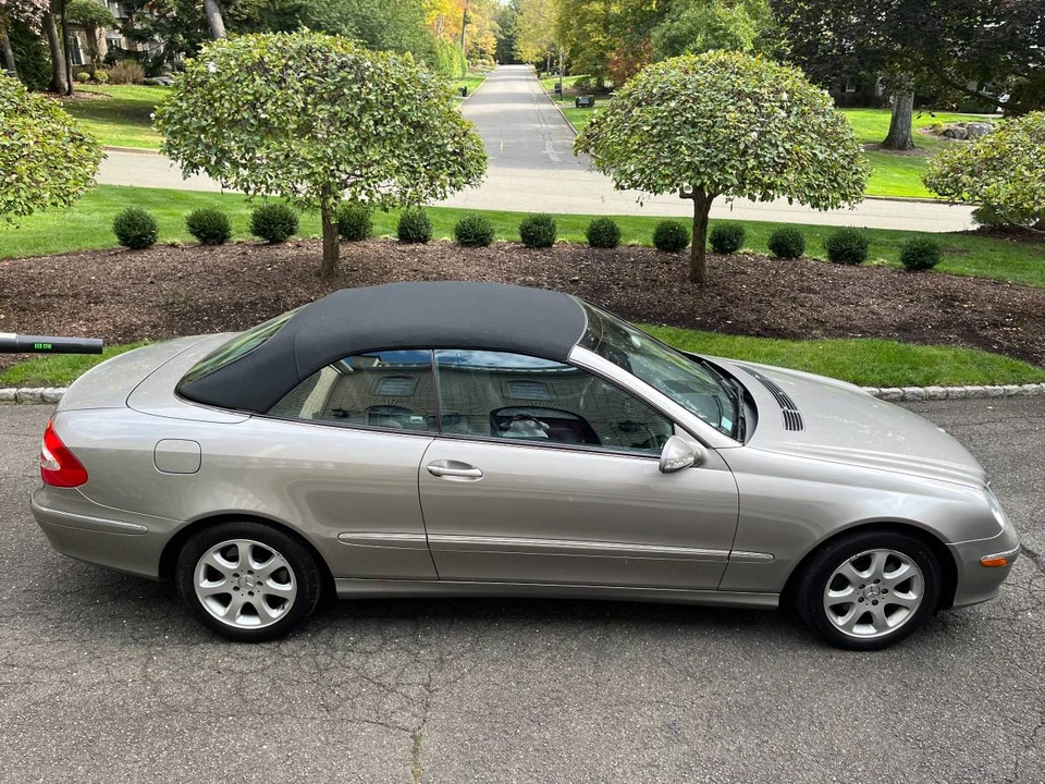 2004 Mercedes-Benz C209/A209 CLK-Class - Image 3 of 9