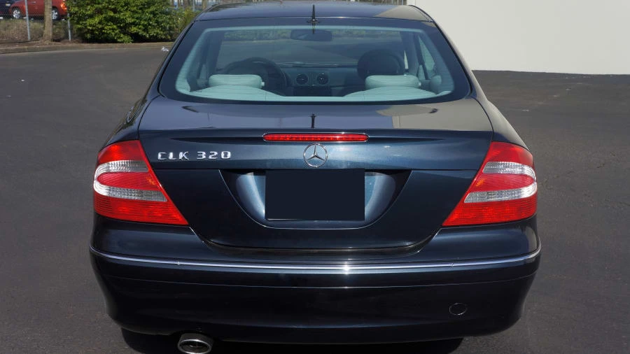 2004 Mercedes-Benz C209/A209 CLK-Class - Image 8 of 12
