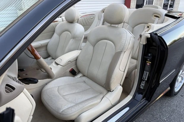 2004 Mercedes-Benz C209/A209 CLK-Class - Image 4 of 7