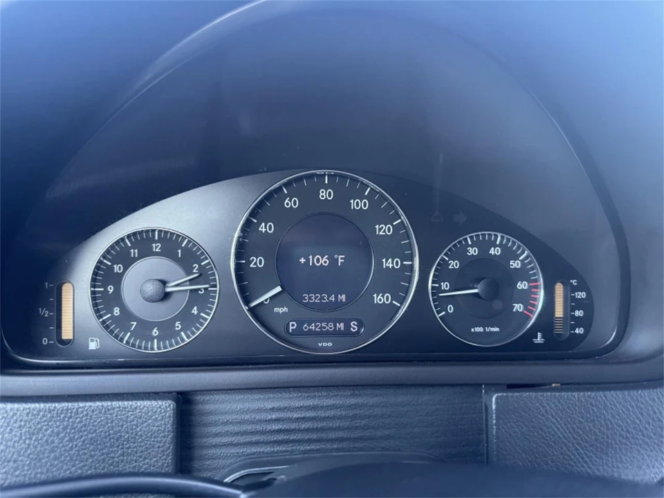 2004 Mercedes-Benz C209/A209 CLK-Class - Image 7 of 17