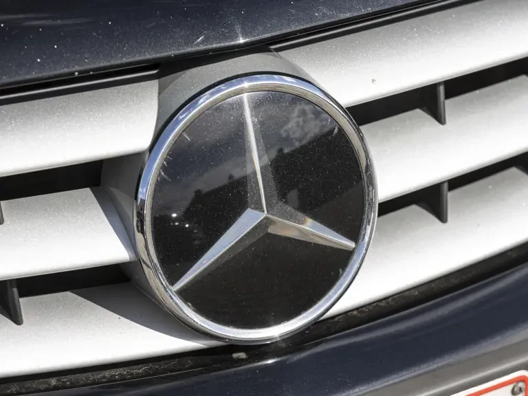 2004 Mercedes-Benz C219 CLS 55 & CLS 63 AMG - Image 28 of 31