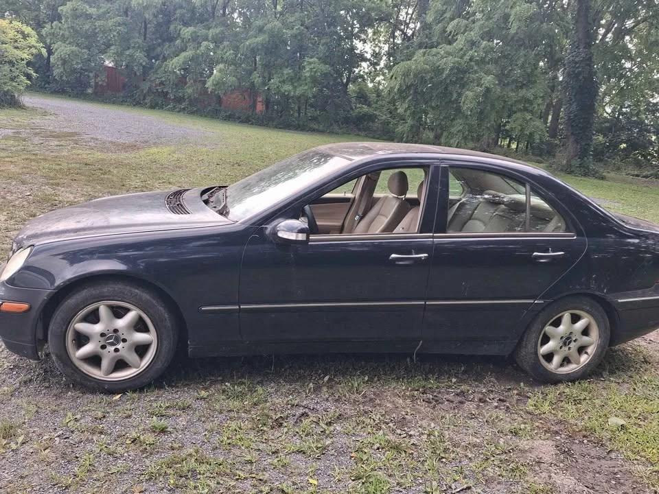 2004 Mercedes-Benz C219 CLS-Class - Image 3 of 3