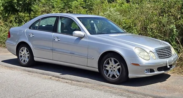 2004 Mercedes-Benz E-Class 320 Base