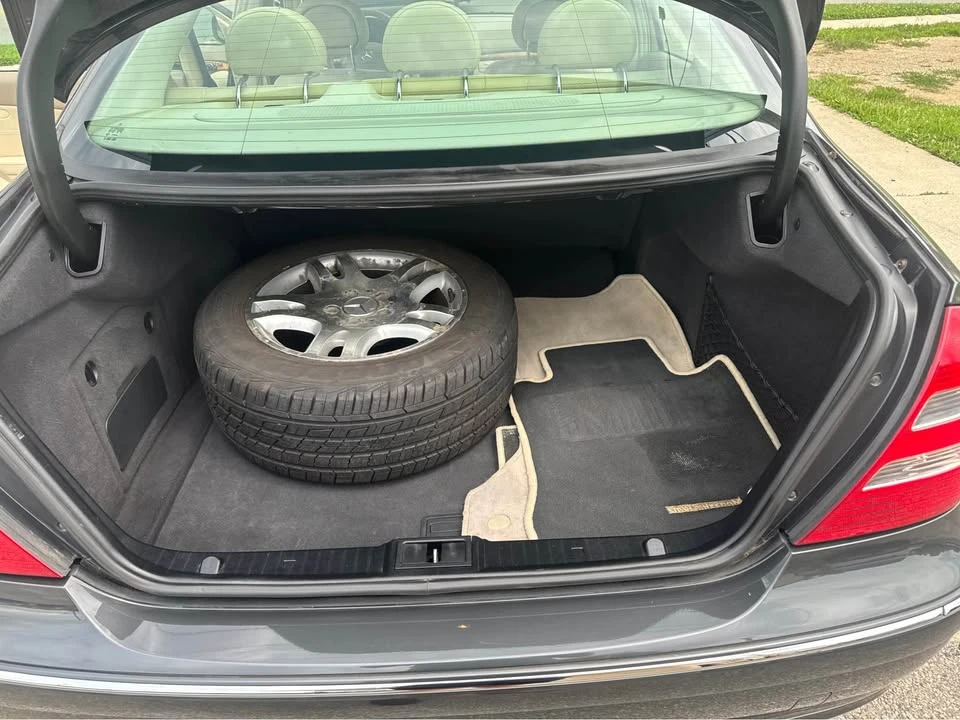 2004 Mercedes-Benz W211 E-Class - Image 14 of 19