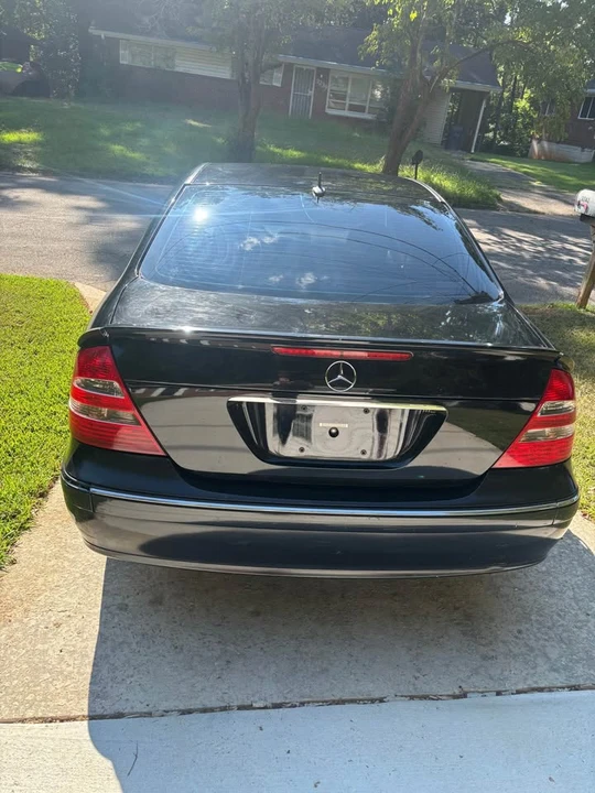 2004 Mercedes-Benz W211 E-Class - Image 8 of 13