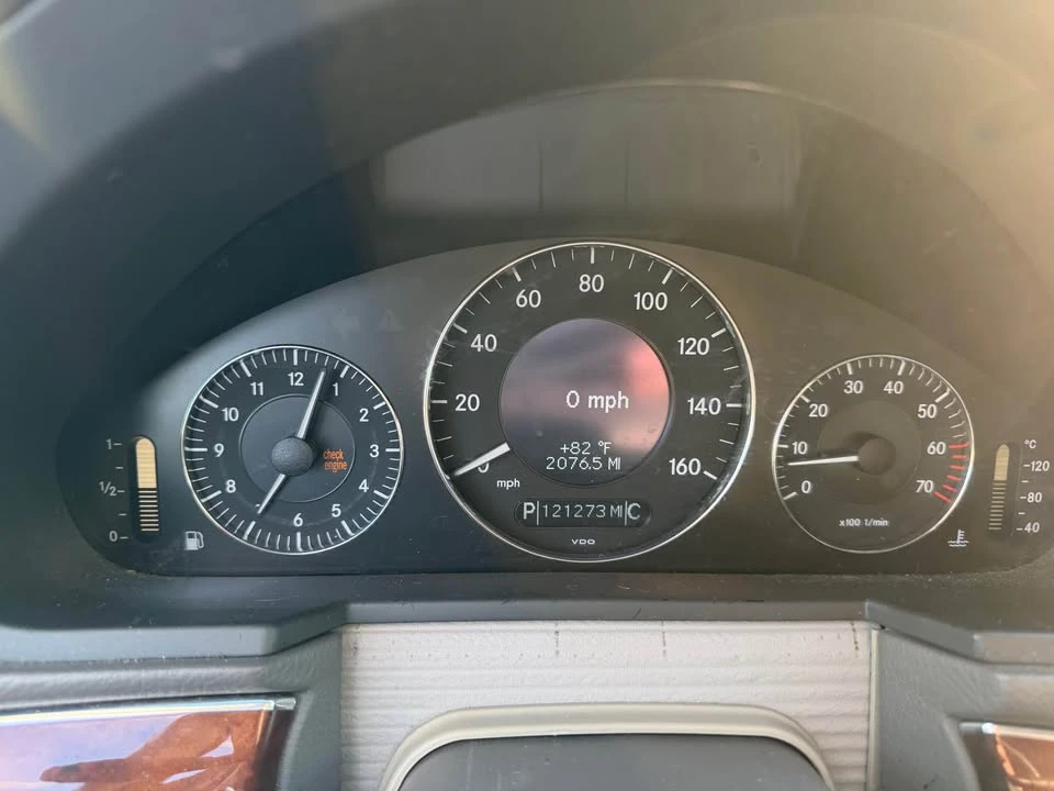 2004 Mercedes-Benz W211 E-Class - Image 12 of 19