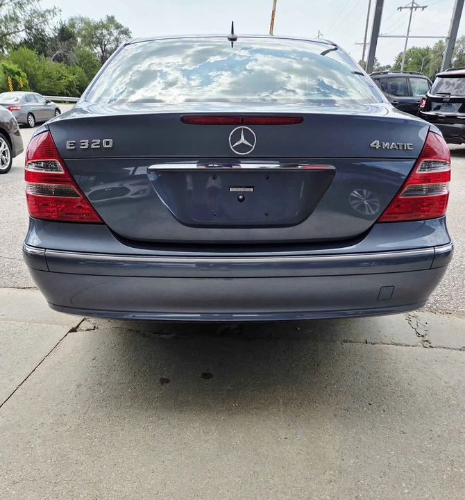 2004 Mercedes-Benz W211 E-Class - Image 4 of 19