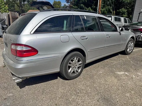 2004 Mercedes-Benz E-Class E 320 4MATIC Wagon 4D