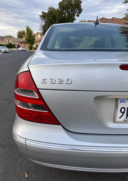 2004 Mercedes-Benz W211 E-Class - Image 5 of 8