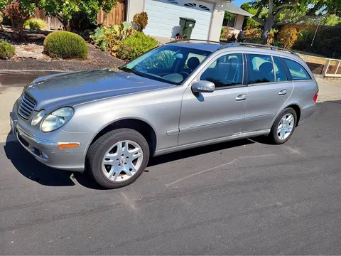 2004 Mercedes-Benz E-Class E 320 AWD Wagon 4D