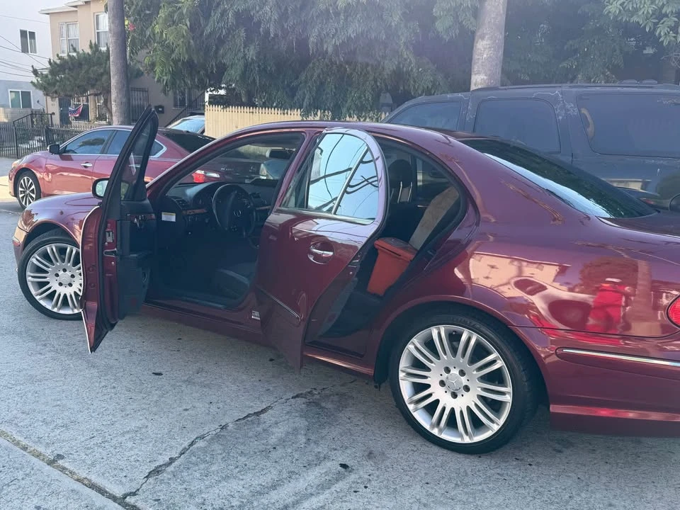 2004 Mercedes-Benz W211 E-Class - Image 9 of 18