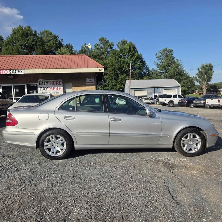 2004 Mercedes-Benz W211 E-Class - Image 2 of 19