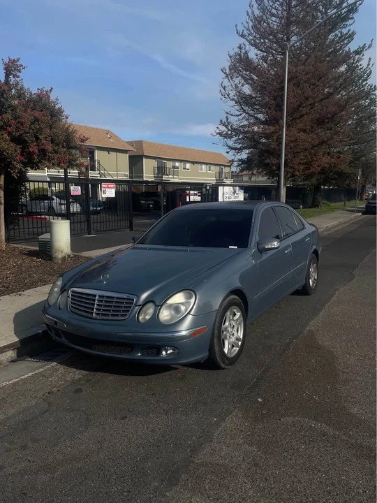 2004 Mercedes-Benz W211 E-Class - Image 2 of 4