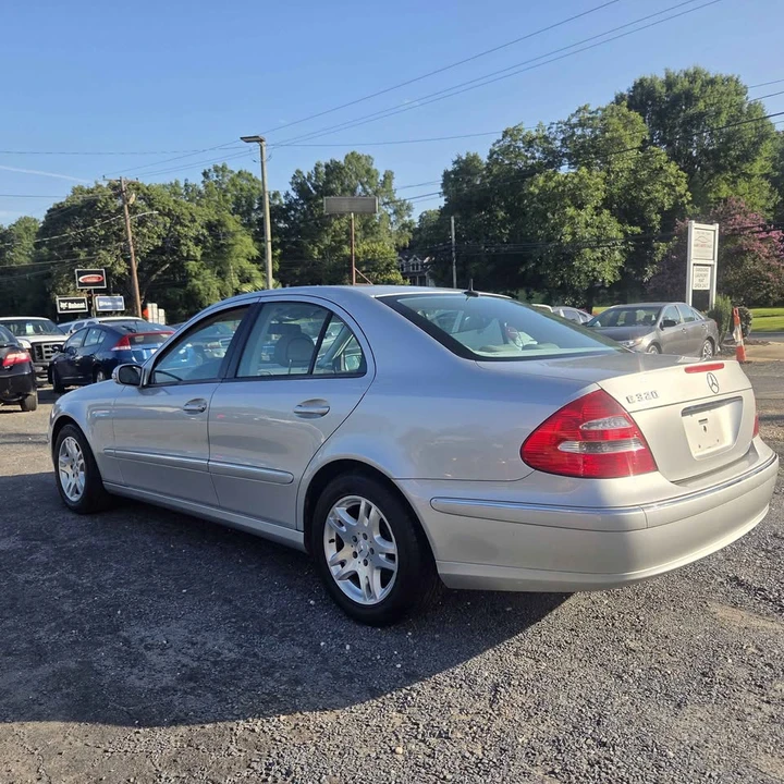 2004 Mercedes-Benz W211 E-Class - Image 4 of 19