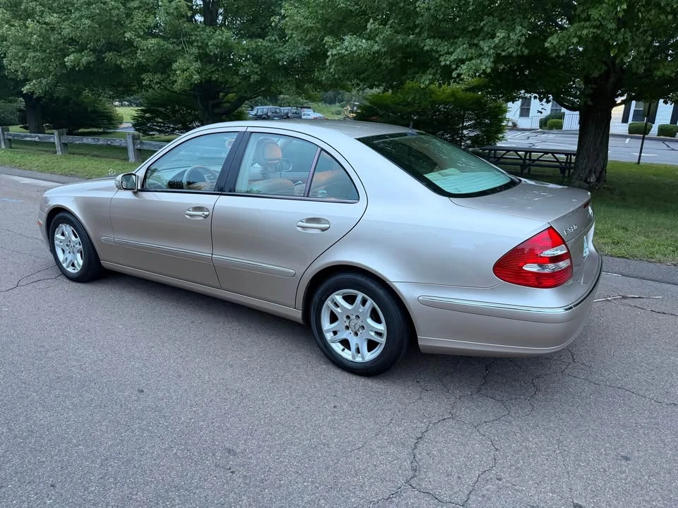 2004 Mercedes-Benz W211 E-Class - Image 5 of 10