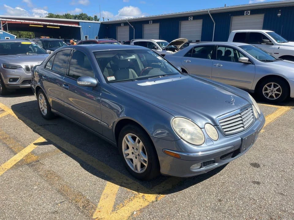 2004 Mercedes-Benz W211 E-Class - Image 2 of 10