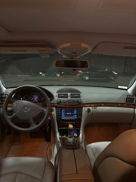 2004 Mercedes-Benz W211 E-Class - Image 16 of 17