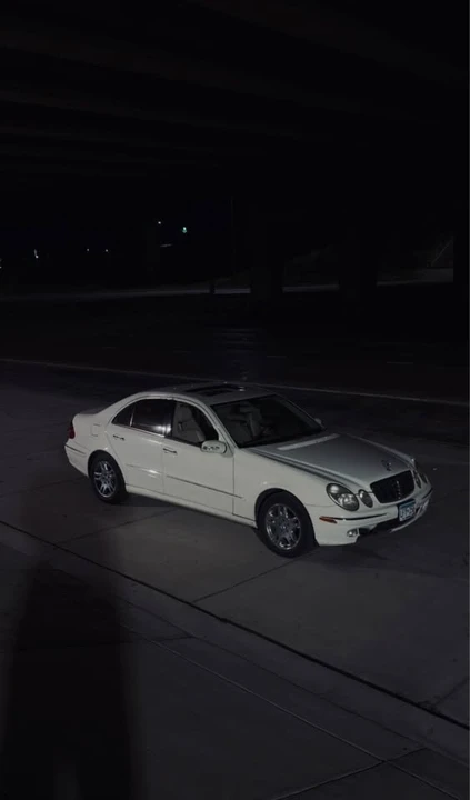 2004 Mercedes-Benz W211 E-Class - Image 10 of 11