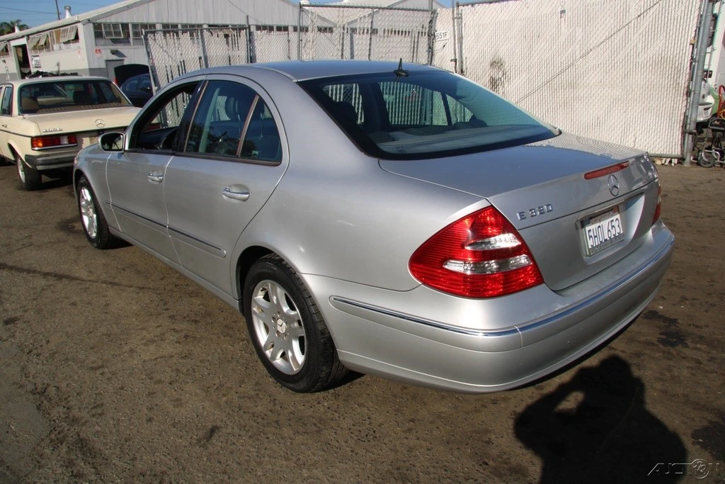 2004 Mercedes-Benz W211 E-Class - Image 4 of 21