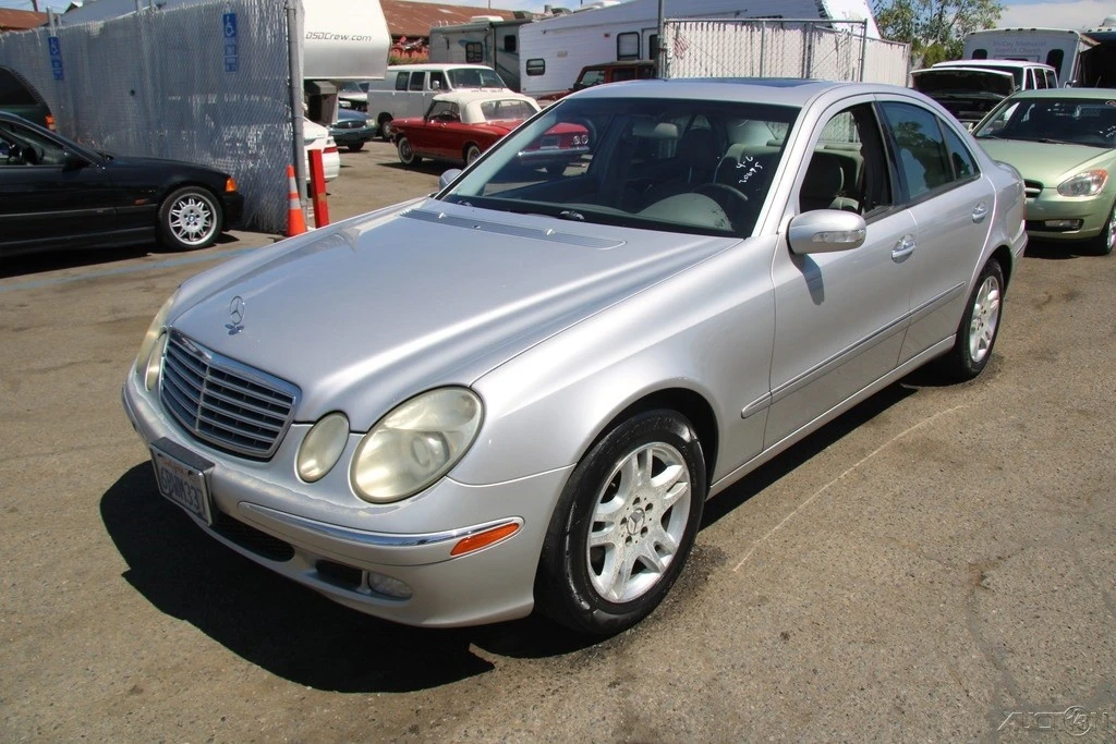 2004 Mercedes-Benz W211 E-Class - Image 2 of 21