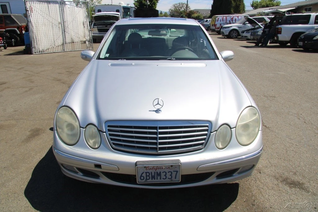 2004 Mercedes-Benz W211 E-Class - Image 11 of 21