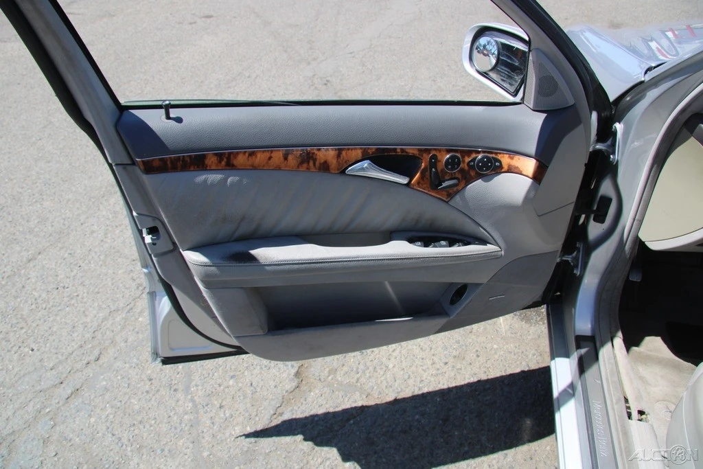 2004 Mercedes-Benz W211 E-Class - Image 14 of 21