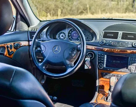 2004 Mercedes-Benz E-Class E 320 Wagon 4D