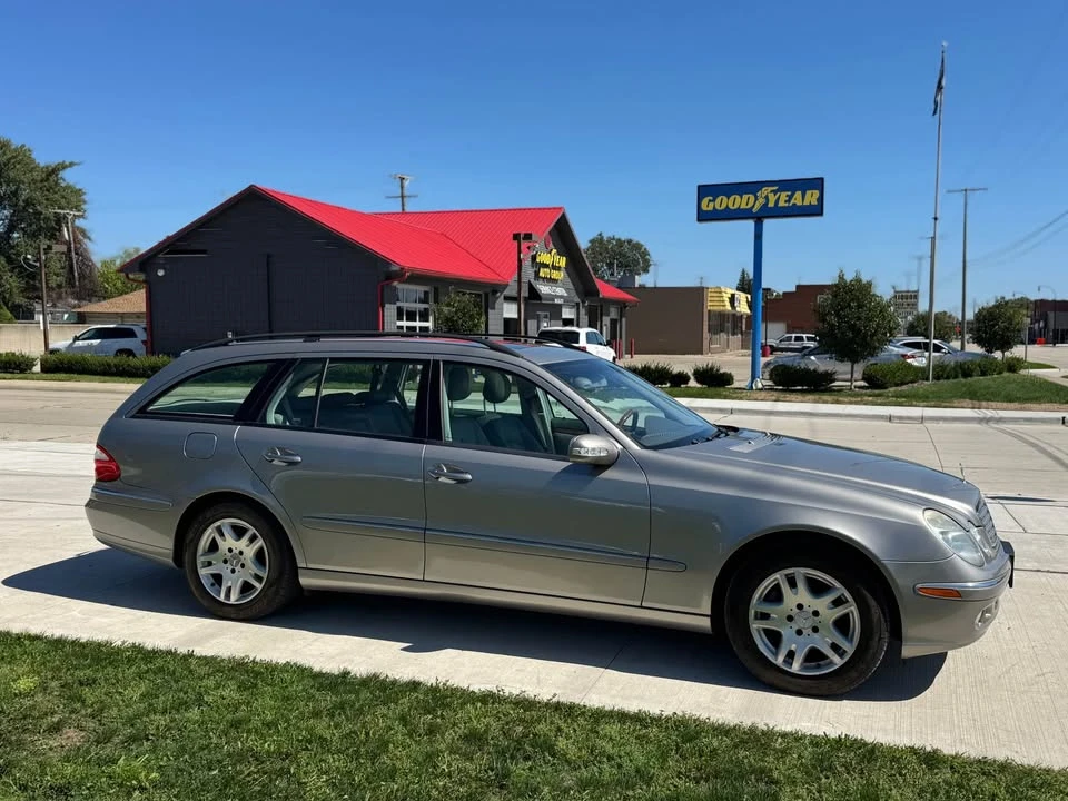 2004 Mercedes-Benz W211 E-Class - Image 11 of 13