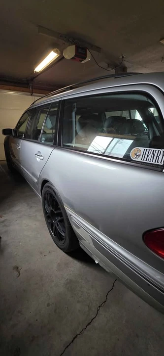 2004 Mercedes-Benz W211 E-Class - Image 8 of 12