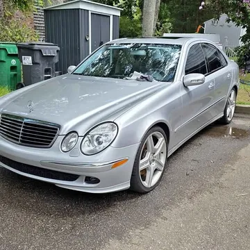2004 Mercedes-Benz E-Class E 500 4MATIC Sedan