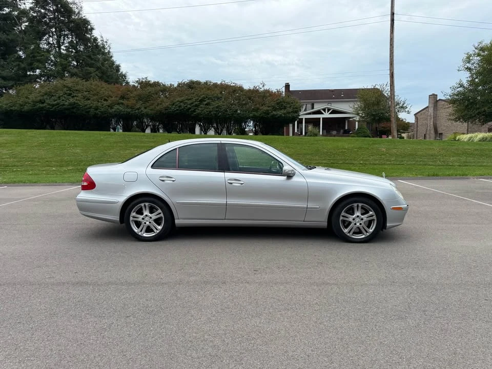 2004 Mercedes-Benz W211 E-Class - Image 2 of 20