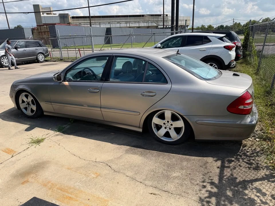 2004 Mercedes-Benz W211 E-Class - Image 2 of 6