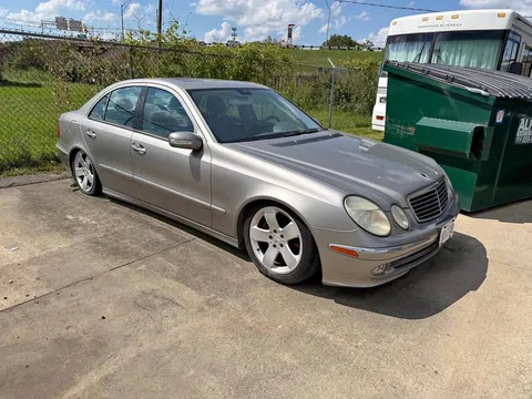 2004 Mercedes-Benz E-Class E 500 4MATIC Sedan 4D