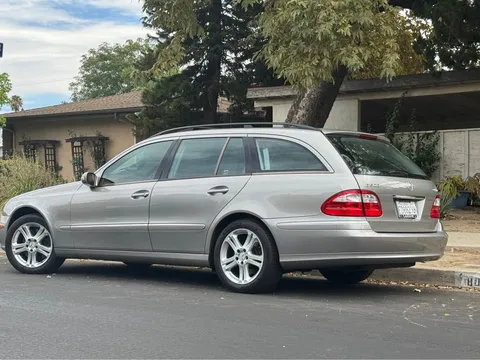 2004 Mercedes-Benz E-Class E 500 4MATIC Wagon 4D