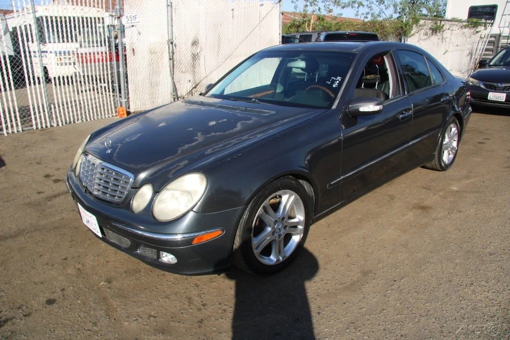 2004 Mercedes-Benz W211 E-Class - Image 2 of 21