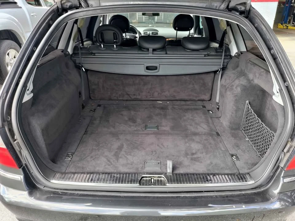 2004 Mercedes-Benz W211 E-Class - Image 12 of 16