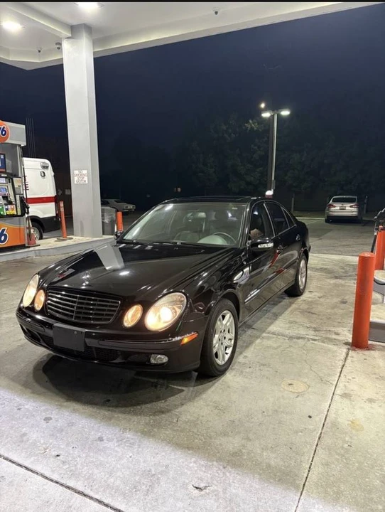 2004 Mercedes-Benz W211 E-Class - Image 2 of 7