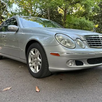 2004 Mercedes-Benz E320 Sedan