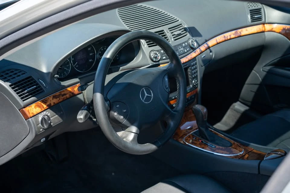 2004 Mercedes-Benz W211 E-Class - Image 11 of 20