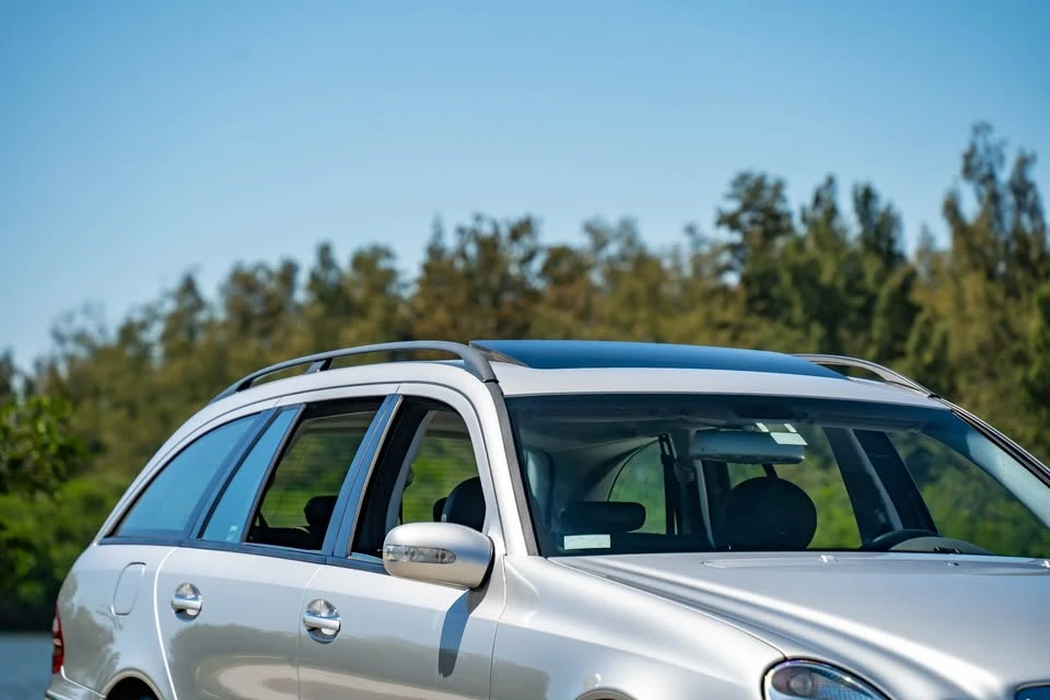 2004 Mercedes-Benz W211 E-Class - Image 17 of 20