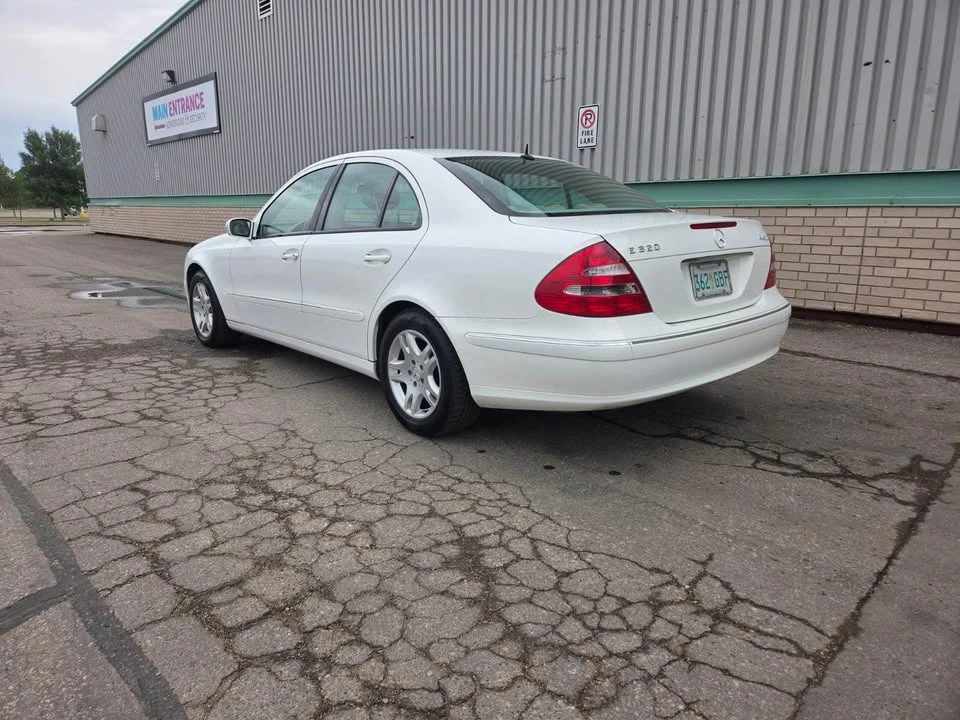 2004 Mercedes-Benz W211 E-Class - Image 2 of 11
