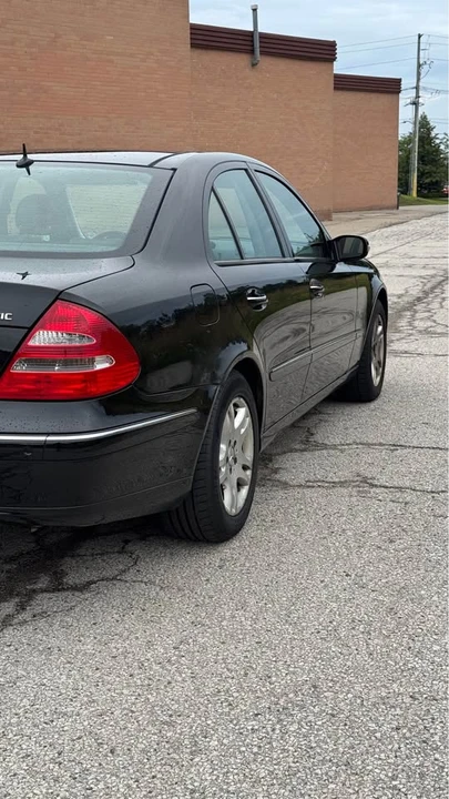 2004 Mercedes-Benz W211 E-Class - Image 6 of 17