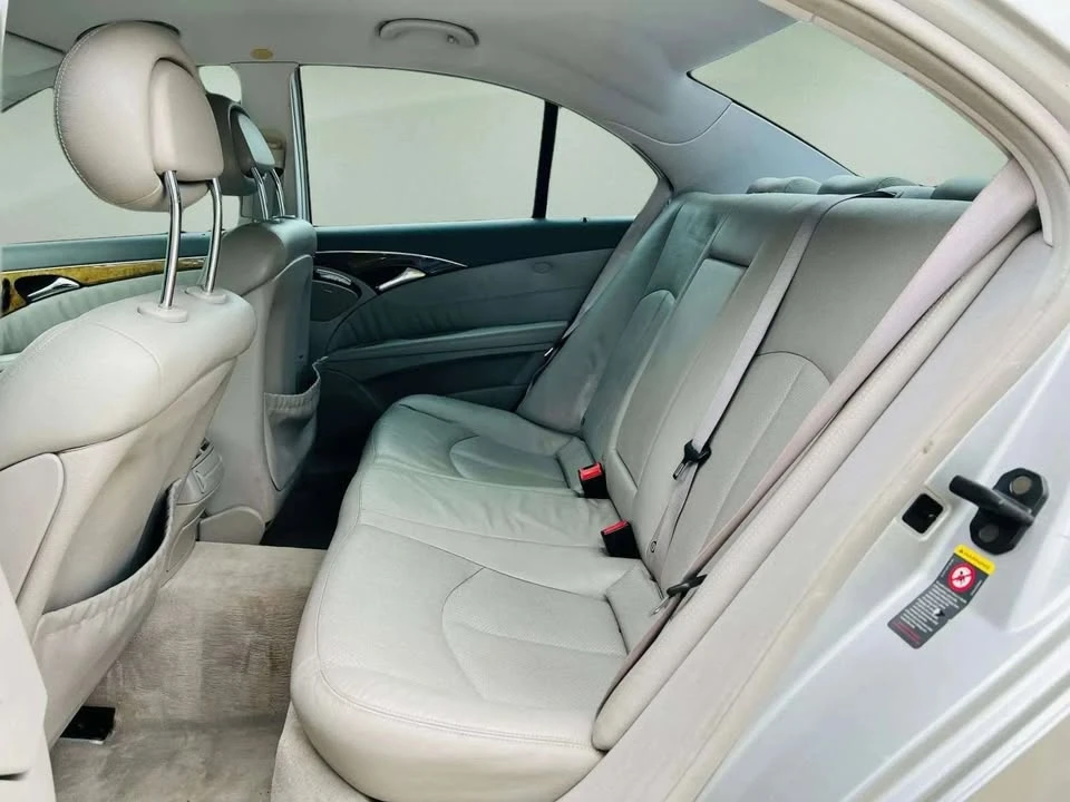 2004 Mercedes-Benz W211 E-Class - Image 11 of 20