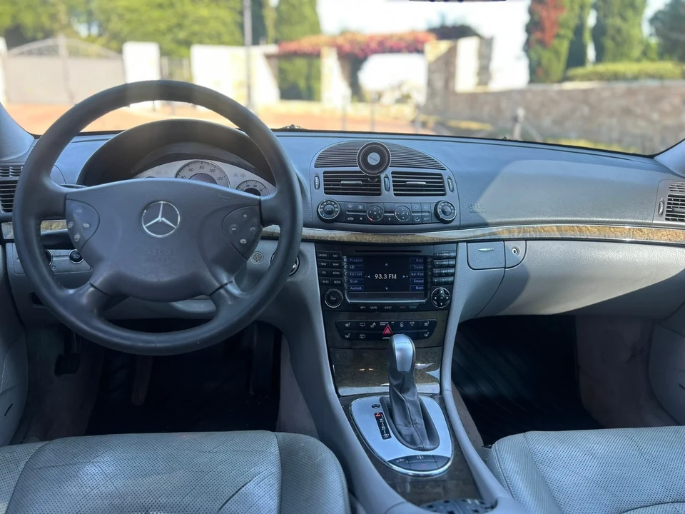 2004 Mercedes-Benz W211 E-Class - Image 17 of 19