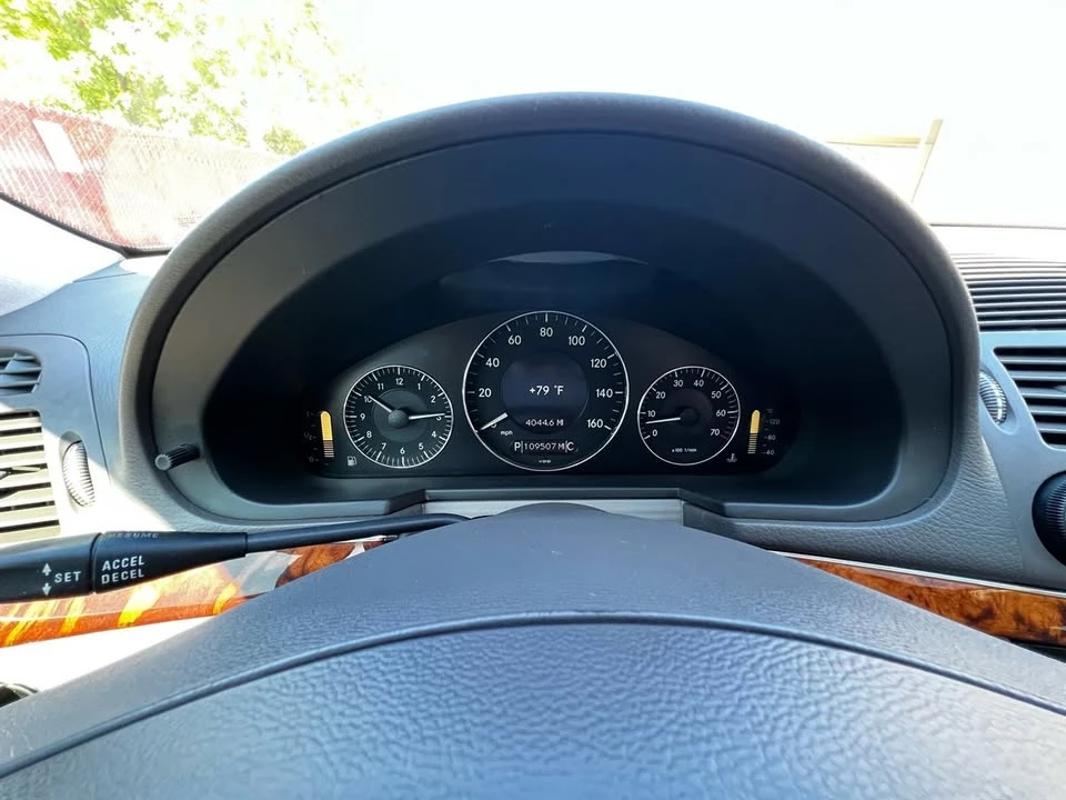 2004 Mercedes-Benz W211 E-Class - Image 15 of 18